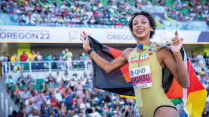 他已经展现 他已经展现